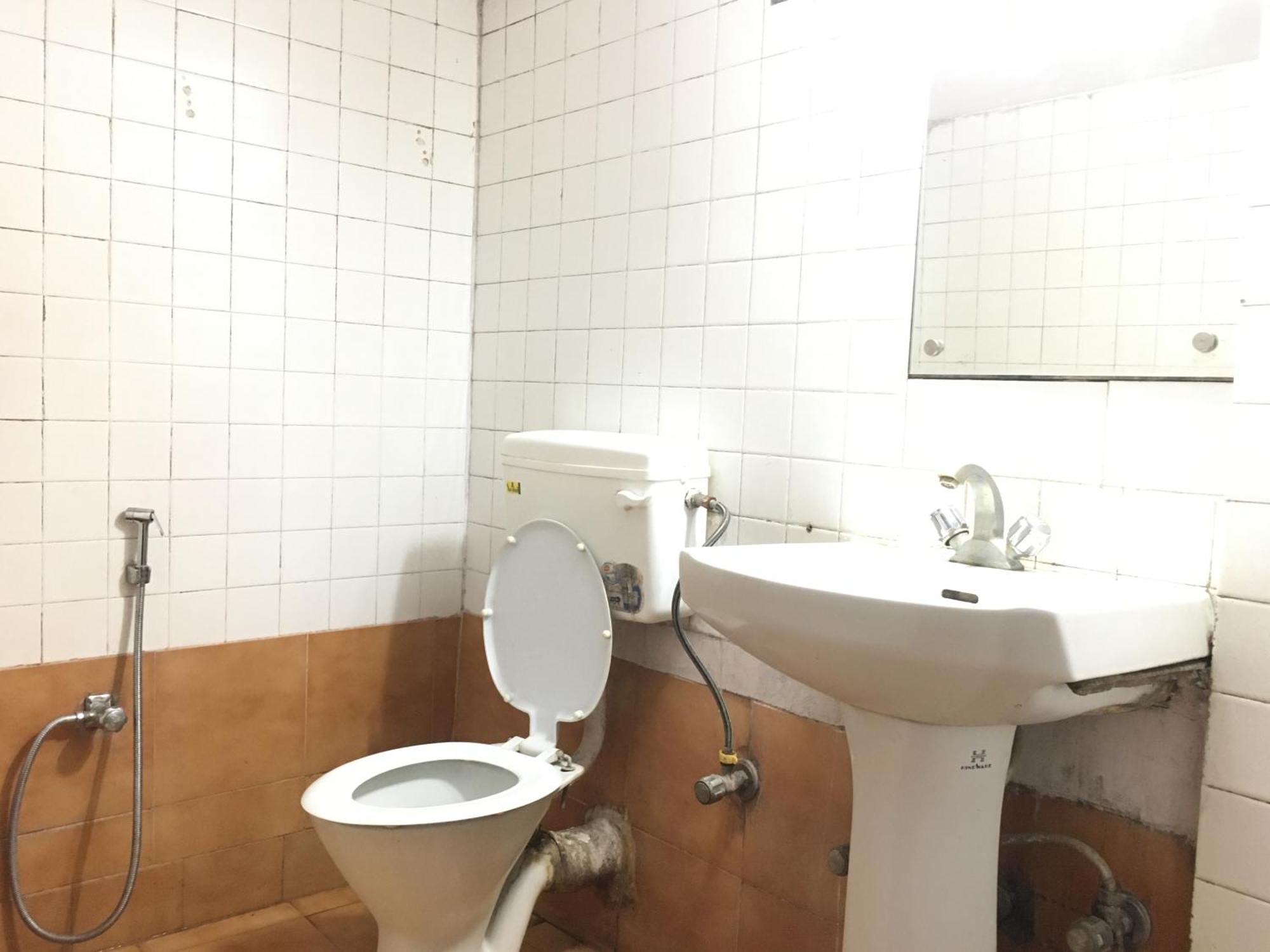 Hotel Indsurya ديبروجاره المظهر الخارجي الصورة